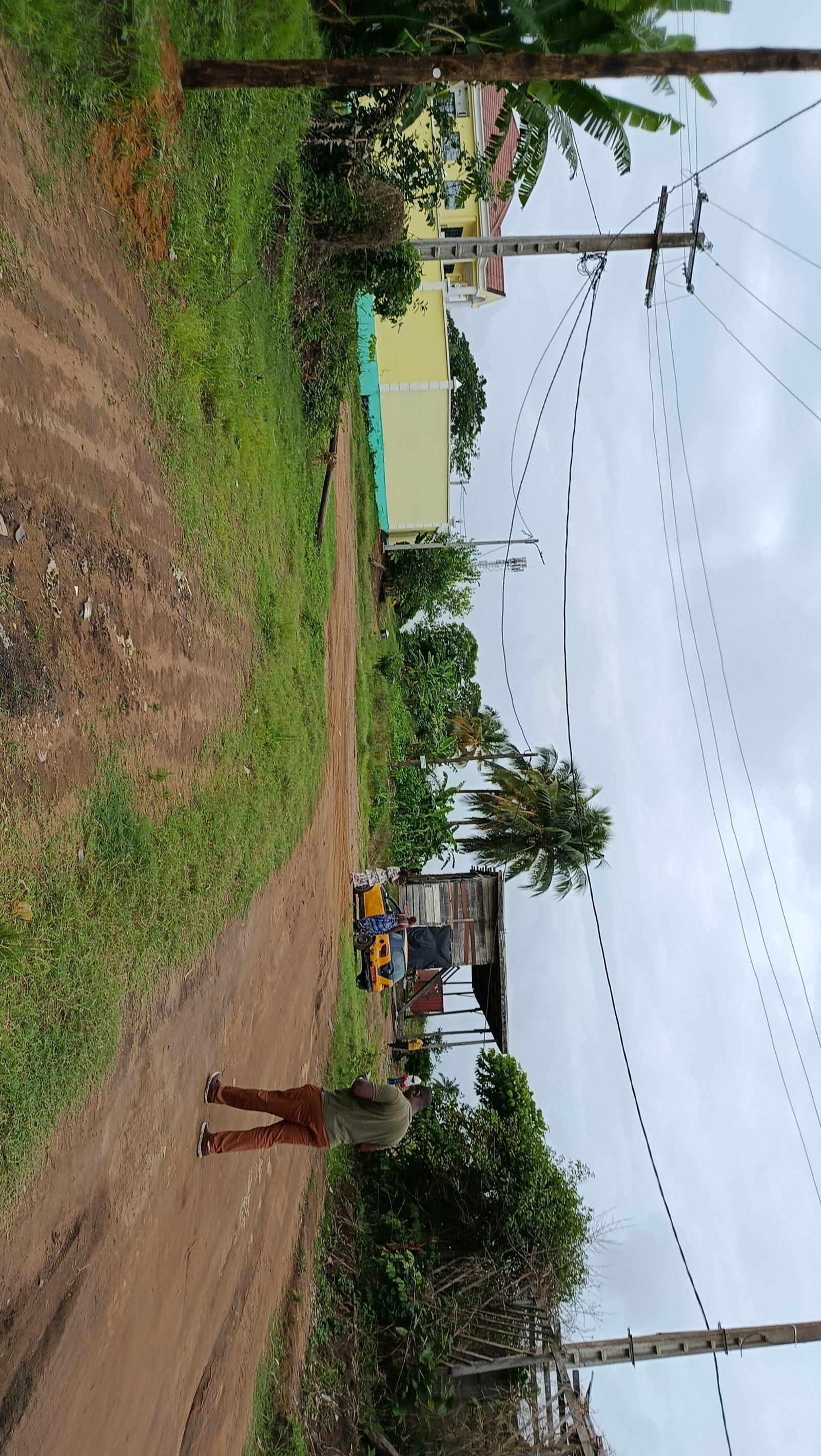 Terrain titré à vendre à yassa derrière deuxième blessing 