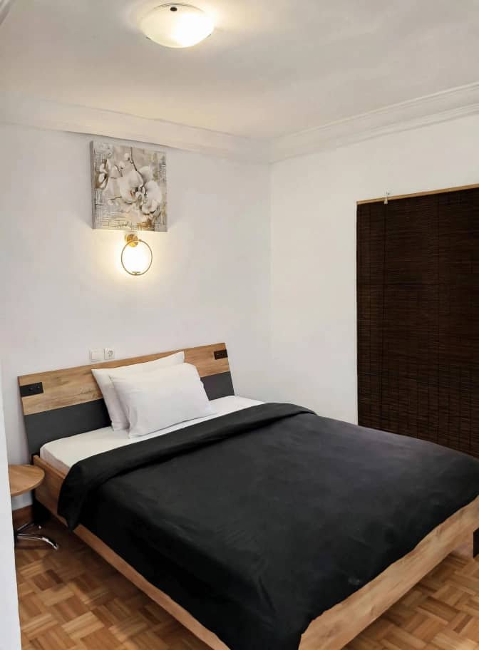 Studio meublé disponible à Yaoundé 