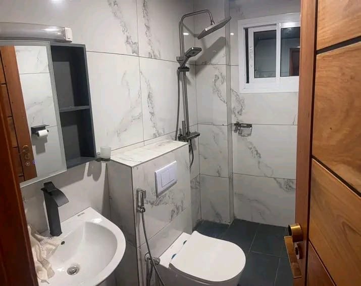 DUPLEX HAUT STANDING NEUF - EKIE / YAOUNDÉ - 400m² TITRÉ* 🏡 _ finitions 5 étoiles_